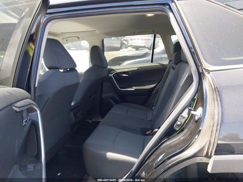 2024 Toyota Rav 4 VIN 2T3W1RFV2RC280951 IAAI salvage auction — RIGHT FRONT, Salvage Title, sold $11,900 on 2026-07-19 (photo 8)