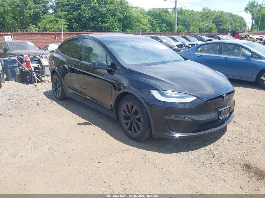 2022 Tesla Model x VIN 7SAXCBE57NF328517 IAAI salvage auction — REAR END, Salvage Title, sold $16,400 on 2026-07-24 (photo 1)