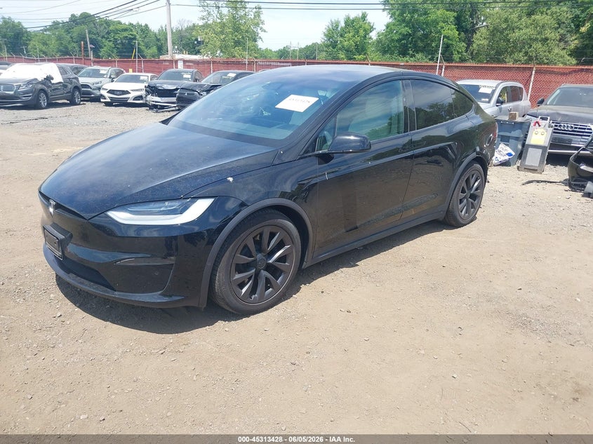 2022 Tesla Model x VIN 7SAXCBE57NF328517 IAAI salvage auction — REAR END, Salvage (Idaho), sold $17,200 on 2026-07-29 (photo 2)