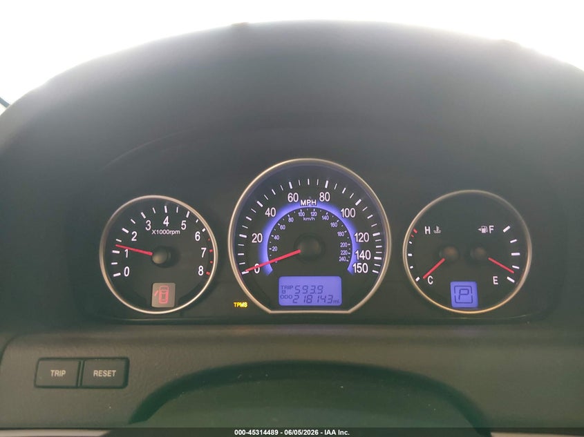 2011 Hyundai Veracruz VIN KM8NU4CCXBU149658 IAAI salvage auction — FRONT END, Salvage (Tennessee), sold $1,325 on 2026-07-13 (photo 7)