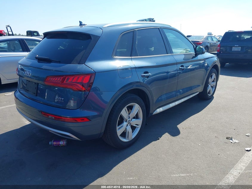 2018 Audi Q5 VIN WA1ANAFY8J2010123 IAAI salvage auction — WATER/FLOOD, Salvage Title, sold $5,600 on 2026-07-10 (photo 4)