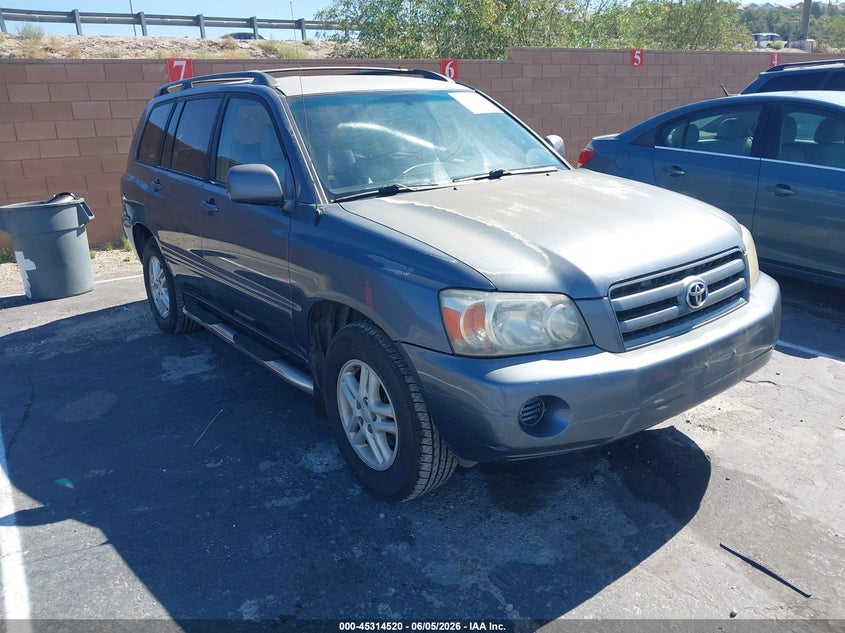 2005 Toyota Highlander VIN JTEGD21A850111081 IAAI salvage auction — NORMAL WEAR, Clear (California), sold $700 on 2026-07-22 (photo 1)