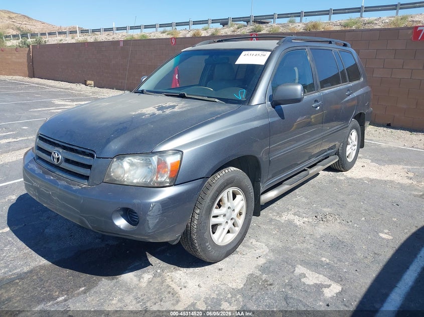 2005 Toyota Highlander VIN JTEGD21A850111081 IAAI salvage auction — NORMAL WEAR, Clear (California), sold $700 on 2026-07-22 (photo 2)
