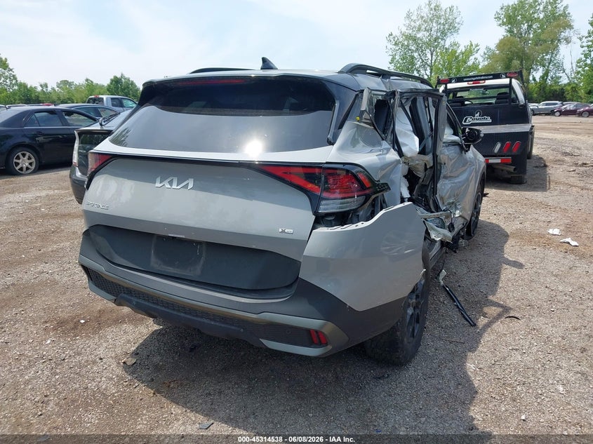 2023 Kia Sportage VIN 5XYK7CAF4PG084353 IAAI salvage auction — RIGHT SIDE, Salvage Title, sold $3,050 on 2026-07-21 (photo 4)