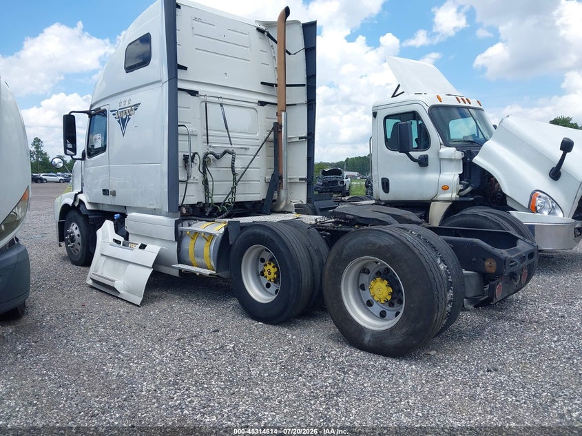 2012 Volvo VIN 4V4NC9EJ2CN538942 IAAI salvage auction — FRONT END, Rebuildable (Florida), sold $2,100 on 2026-07-29 (photo 3)