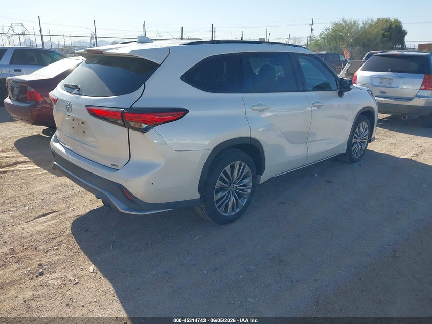 2021 Toyota Highlander VIN 5TDJZRAH0MS045493 IAAI salvage auction — FRONT END, Salvage (Arizona), sold $16,650 on 2026-07-30 (photo 4)