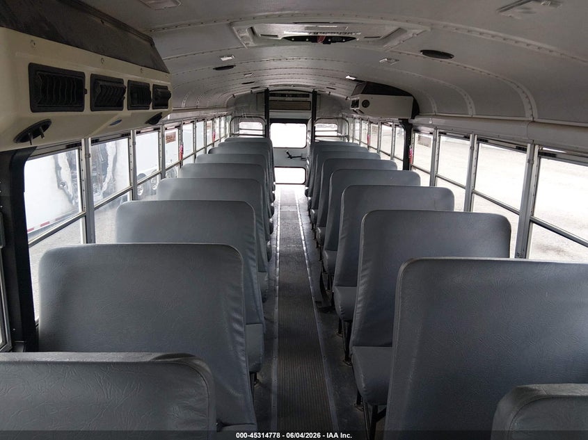 2013 Thomas Transit bus VIN 1T88S2E20D1155245 IAAI salvage auction — SIDE, Sf97 (Texas), sold $16,000 on 2026-07-07 (photo 8)