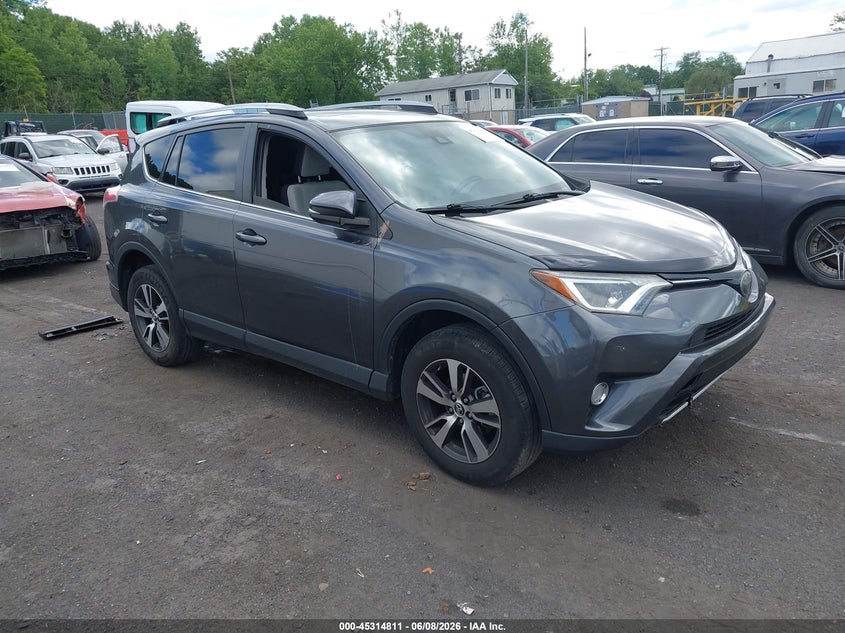 2017 Toyota Rav 4 VIN JTMRFREV3HJ111341 IAAI salvage auction — LEFT SIDE, Salvage Title, sold $3,450 on 2026-07-28 (photo 1)