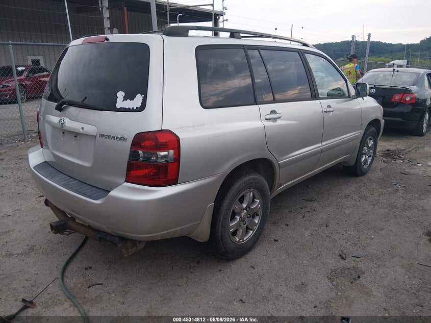 2006 Toyota Highlander VIN JTEHP21A860185131 IAAI salvage auction — NORMAL WEAR, Clear-Dealer Only (West Virginia), sold $275 on 2026-07-23 (photo 4)