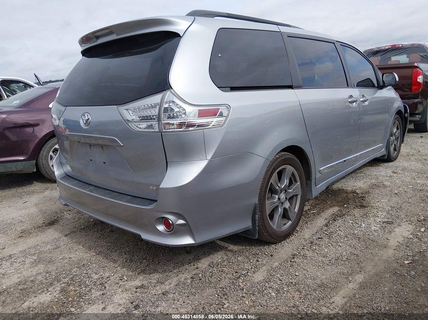 2017 Toyota Sienna VIN 5TDXZ3DC0HS884234 IAAI salvage auction — FRONT END, Salvage Title, sold $4,950 on 2026-07-31 (photo 4)