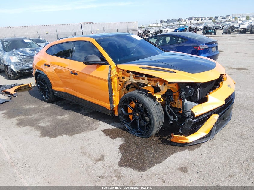 2024 Lamborghini Urus VIN ZPBUC3ZL2RLA31844 — IAAI salvage auction photo