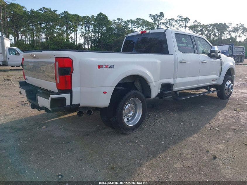 2024 Ford F450 VIN 1FT8W4DMXREE05966 IAAI salvage auction — LEFT SIDE, Salvage Title, sold $33,700 on 2026-08-25 (photo 4)