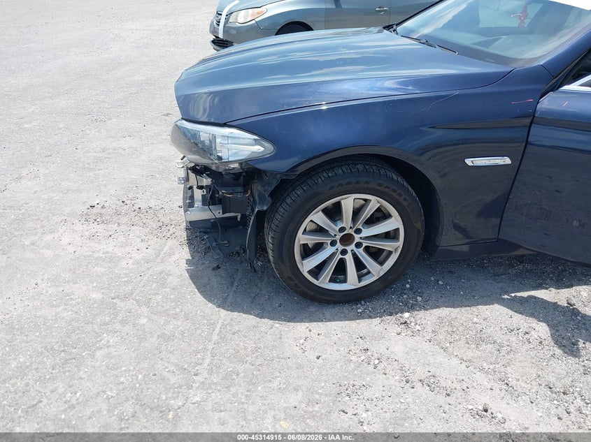2015 BMW 5er VIN WBA5A5C59FD517822 IAAI salvage auction — FRONT END, Salvage Title, sold $2,250 on 2026-07-09 (photo 6)