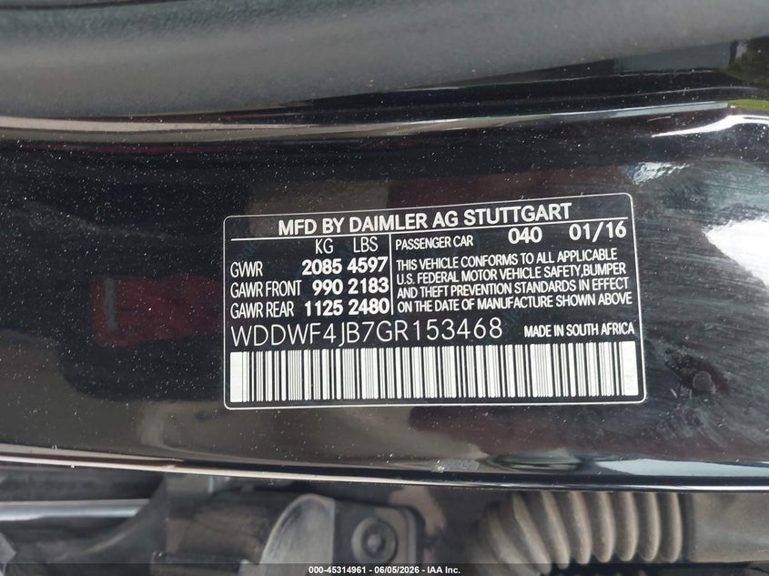 2016 Mercedes-benz C-klasse VIN WDDWF4JB7GR153468 IAAI salvage auction — FRONT END, Salvage Title, sold $3,625 on 2026-08-05 (photo 9)