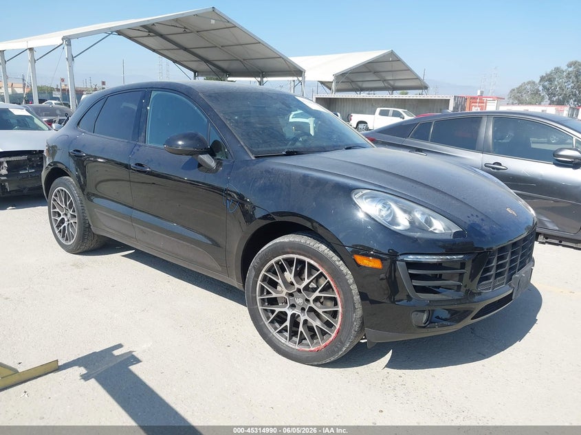 2016 Porsche Macan VIN WP1AB2A59GLB52886 IAAI salvage auction — LEFT FRONT, Salvage Title, sold $6,800 on 2026-08-10 (photo 1)