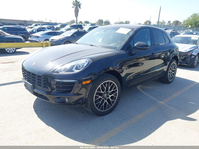 2016 Porsche Macan VIN WP1AB2A59GLB52886 IAAI salvage auction — LEFT FRONT, Salvage Title, sold $6,800 on 2026-08-10 (photo 2)