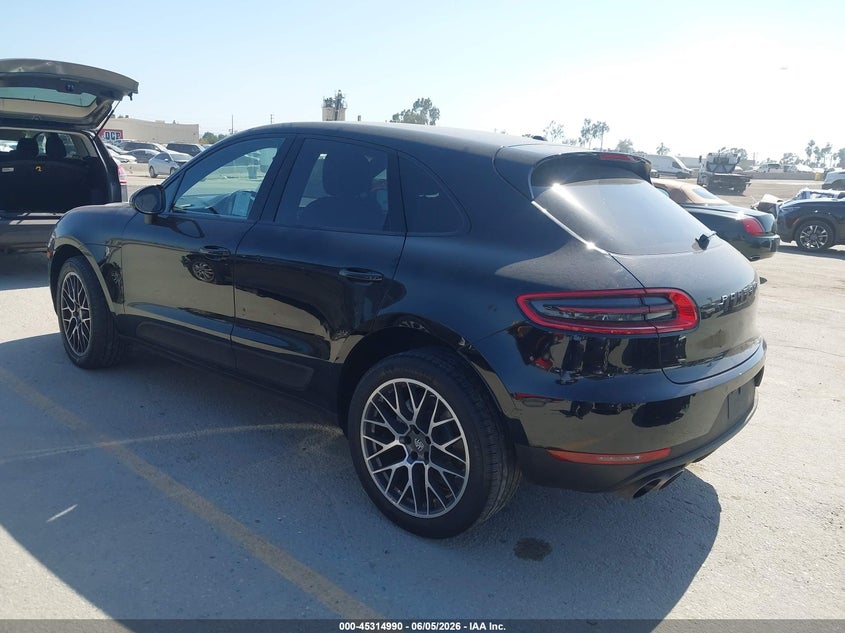 2016 Porsche Macan VIN WP1AB2A59GLB52886 IAAI salvage auction — LEFT FRONT, Salvage Title, sold $6,800 on 2026-08-10 (photo 3)