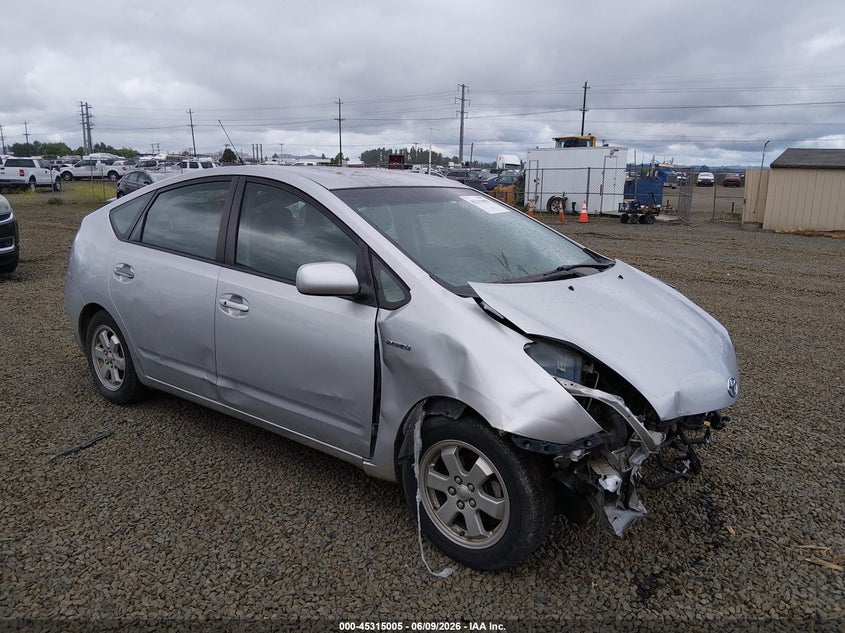 2007 Toyota Prius VIN JTDKB20U677557031 IAAI salvage auction — NORMAL WEAR, Peddle Clear Public-Restricted (Oregon), sold $175 on 2026-07-06 (photo 1)