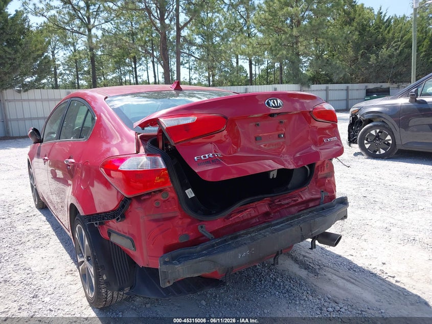 2014 Kia Forte VIN KNAFX4A81E5232020 IAAI salvage auction — REAR END, Salvage Title, sold $1,050 on 2026-07-23 (photo 6)