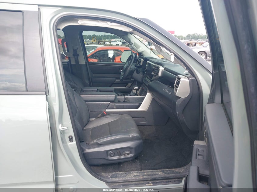 2024 Toyota Tundra VIN 5TFLA5DB9RX225377 IAAI salvage auction — RIGHT FRONT, Salvage Title, sold $21,900 on 2026-07-15 (photo 5)