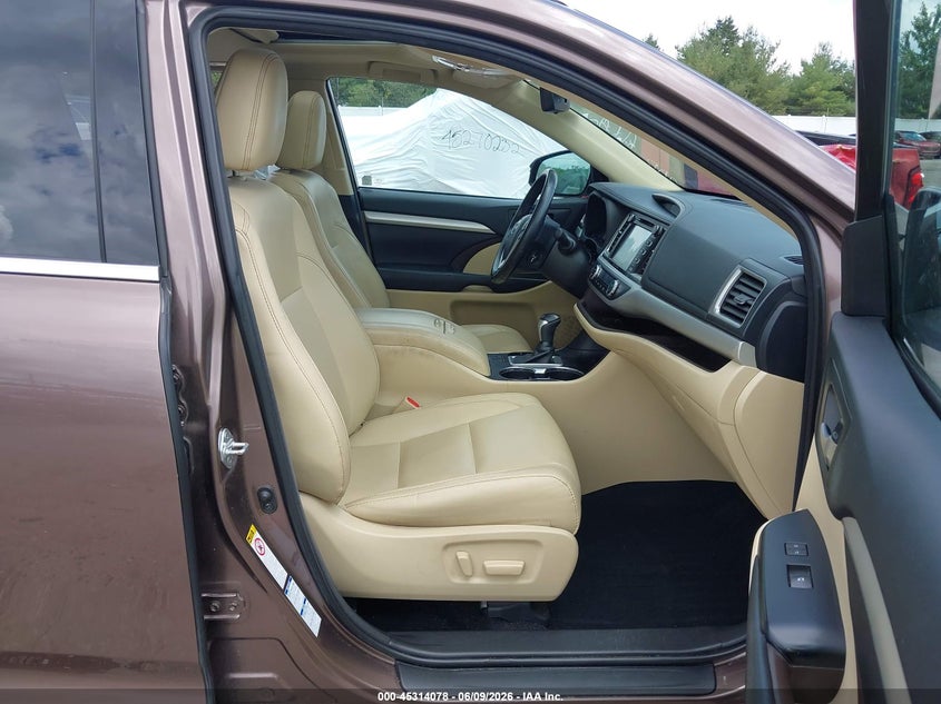 2018 Toyota Highlander VIN 5TDJZRFH6JS834347 IAAI salvage auction — LEFT SIDE, Salvage Title, sold $12,000 on 2026-07-07 (photo 5)
