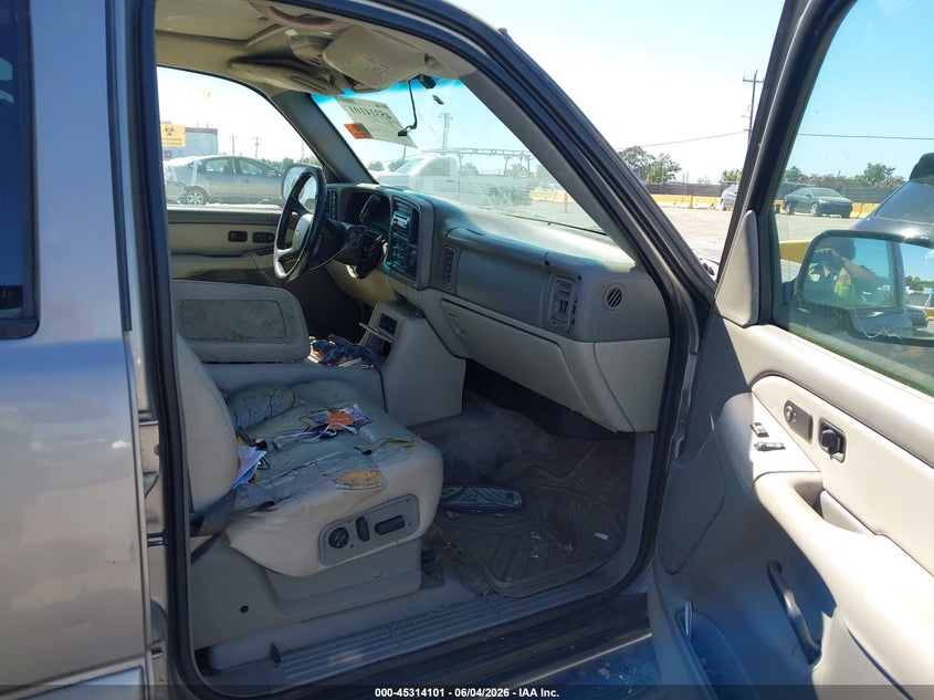 2001 Chevrolet Tahoe VIN 1GNEK13T81J262153 IAAI salvage auction — NORMAL WEAR, Salvage Title - Dealer (California), sold $375 on 2026-07-09 (photo 5)