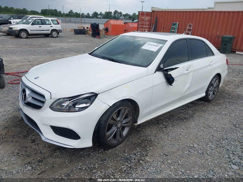 2014 Mercedes-benz E-klasse VIN WDDHF5KB6EB024608 IAAI salvage auction — LEFT FRONT, Salvage Title, sold $3,825 on 2026-07-13 (photo 2)