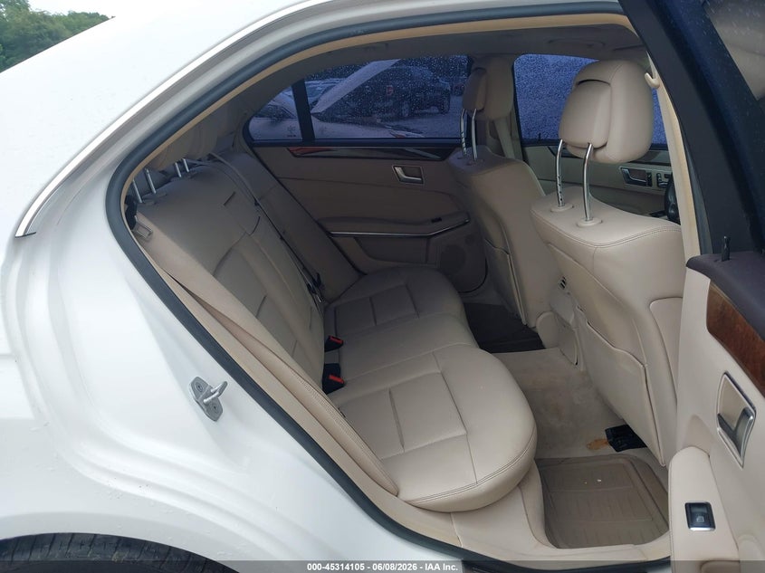 2014 Mercedes-benz E-klasse VIN WDDHF5KB6EB024608 IAAI salvage auction — LEFT FRONT, Salvage Title, sold $3,825 on 2026-07-13 (photo 8)