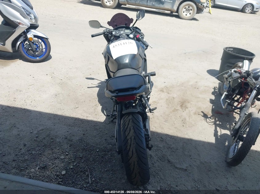 2014 Honda Cbr VIN MLHRC7407E5001381 IAAI salvage auction — THEFT, Salvage Title, sold $2,300 on 2026-07-15 (photo 6)