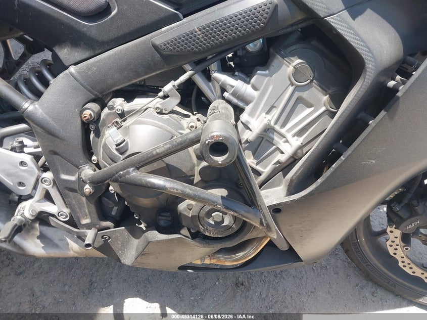 2014 Honda Cbr VIN MLHRC7407E5001381 IAAI salvage auction — THEFT, Salvage Title, sold $2,300 on 2026-07-15 (photo 8)