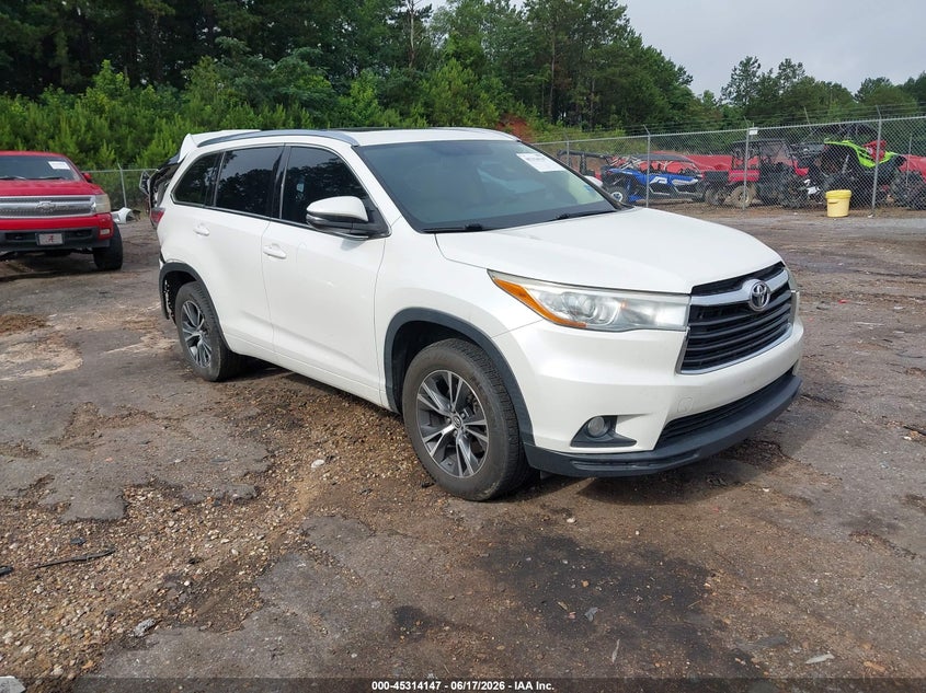 2016 Toyota Highlander VIN 5TDKKRFH8GS171574 IAAI salvage auction — REAR END, Salvage (Mississippi), sold $25 on 2026-07-29 (photo 1)