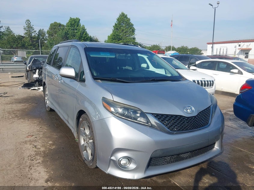 2015 Toyota Sienna VIN 5TDXK3DC2FS529079 IAAI salvage auction — LEFT SIDE, Salvage (North Carolina), sold $3,350 on 2026-07-13 (photo 1)