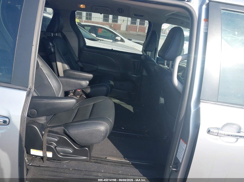 2015 Toyota Sienna VIN 5TDXK3DC2FS529079 IAAI salvage auction — LEFT SIDE, Salvage (North Carolina), sold $3,350 on 2026-07-13 (photo 8)