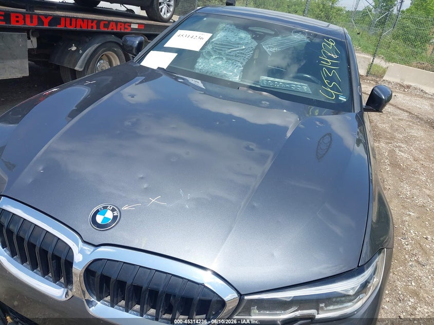 2019 BMW 3er VIN WBA5R7C56KAJ81448 IAAI salvage auction — HAIL, Salvage Title, sold $10,675 on 2026-08-11 (photo 6)