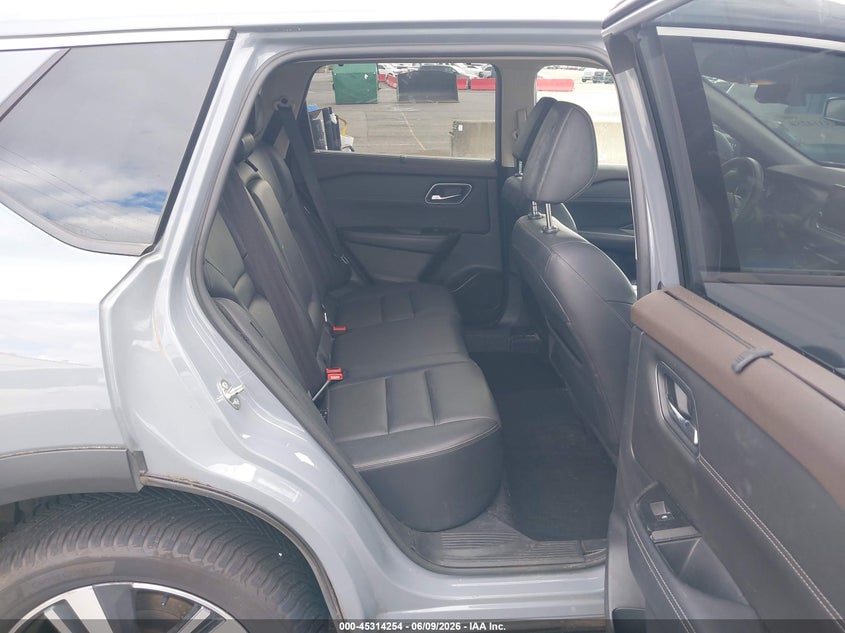 2021 Nissan Rogue VIN JN8AT3CB2MW238174 IAAI salvage auction — SIDE, Salvage Title, sold $6,800 on 2026-07-23 (photo 8)