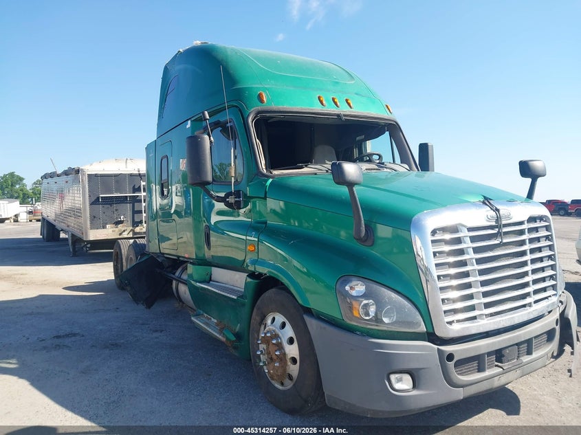 2016 Freightliner Cascadia 125 VIN 3AKJGLD53GSGU9825 IAAI salvage auction — ROLLOVER, Clear (Arkansas), sold $2,250 on 2026-07-25 (photo 1)