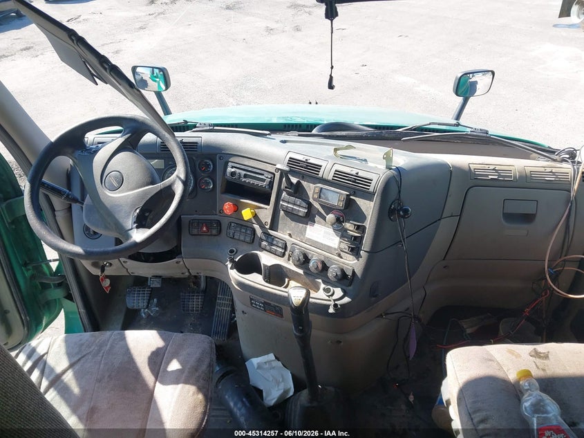 2016 Freightliner Cascadia 125 VIN 3AKJGLD53GSGU9825 IAAI salvage auction — ROLLOVER, Clear (Arkansas), sold $2,250 on 2026-07-25 (photo 5)