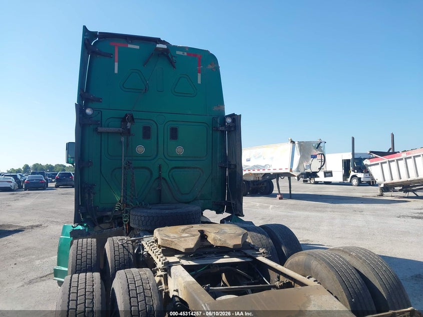 2016 Freightliner Cascadia 125 VIN 3AKJGLD53GSGU9825 IAAI salvage auction — ROLLOVER, Clear (Arkansas), sold $2,250 on 2026-07-25 (photo 8)