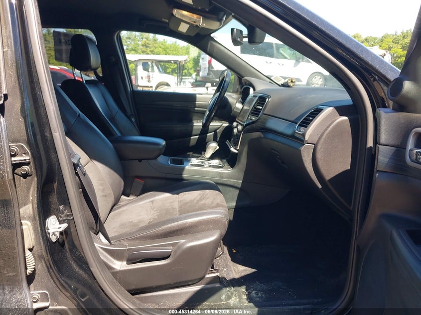 2020 Jeep Grand cherokee VIN 1C4RJFAG6LC122433 IAAI salvage auction — FRONT END, Salvage Title, sold $5,800 on 2026-07-12 (photo 5)