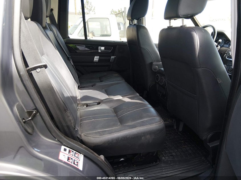 2016 Land rover Lr4 VIN SALAG2V69GA800642 IAAI salvage auction — NORMAL WEAR, Clear - Dealer Only (California), sold $2,300 on 2026-07-17 (photo 8)