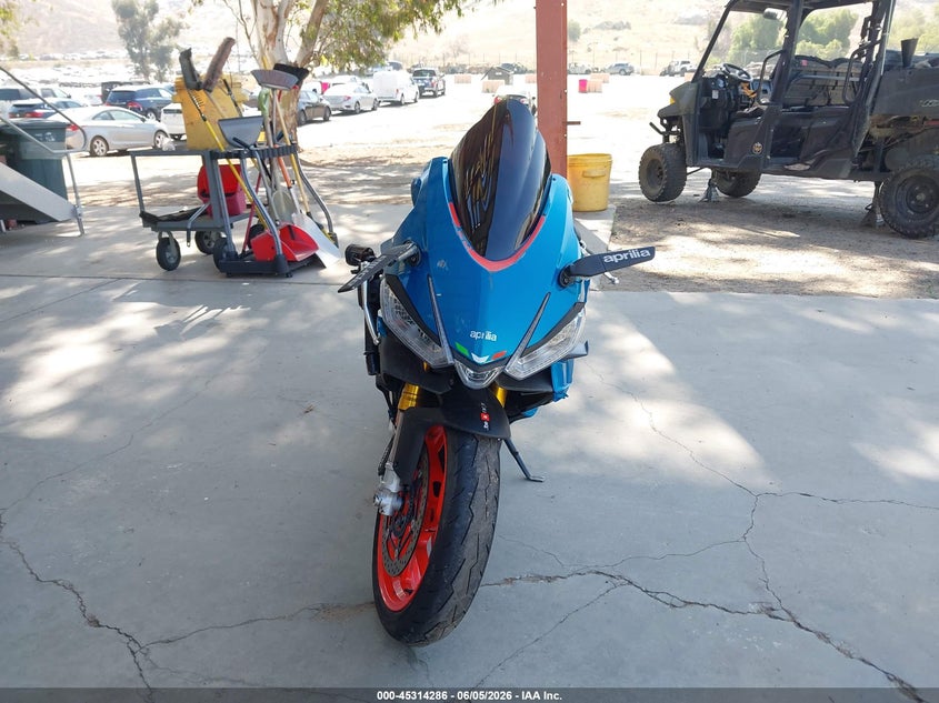 2026 Aprilia Rs VIN ZD4XGUA05TS000878 IAAI salvage auction — FRONT END, Salvage Title, sold $3,950 on 2026-07-07 (photo 5)