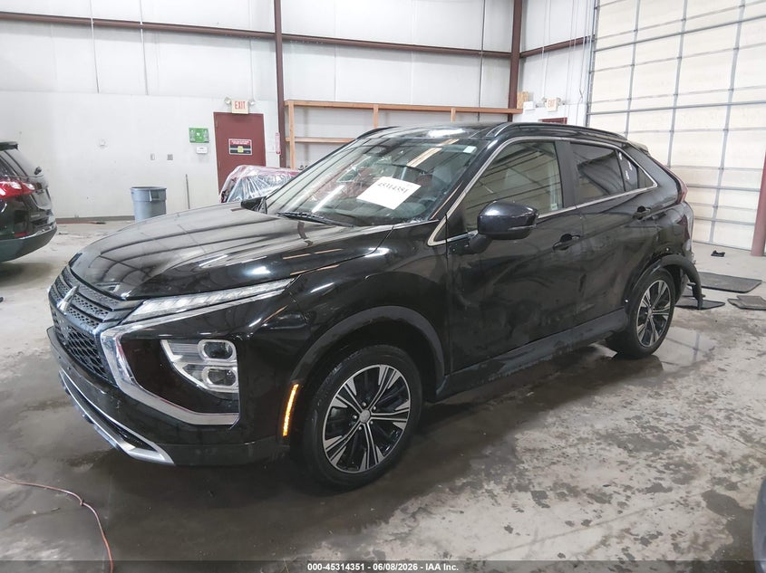 2022 Mitsubishi Eclipse cross VIN JA4ATWAA1NZ021295 IAAI salvage auction — SIDE, Salvage Title, sold $7,500 on 2026-07-19 (photo 2)