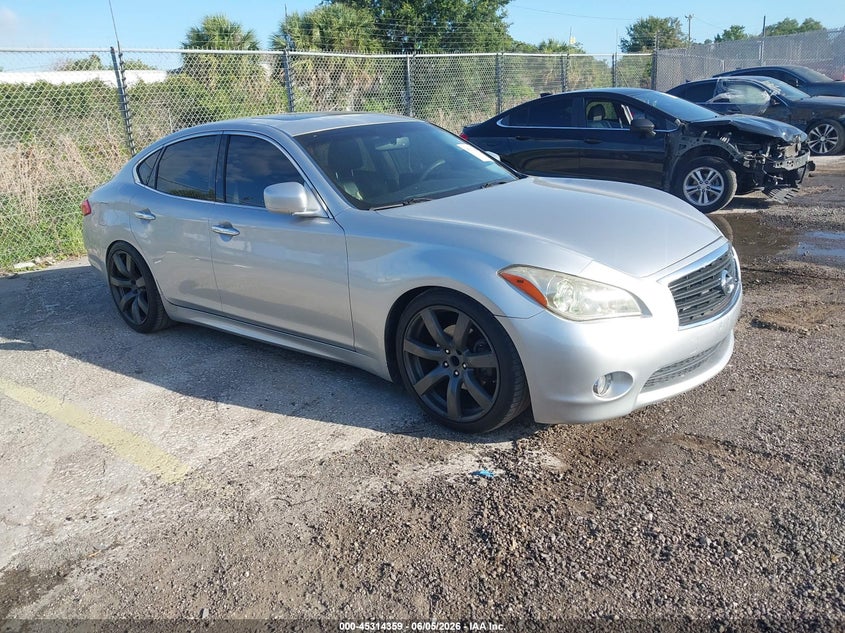2011 Infiniti M VIN JN1BY1APXBM323277 IAAI salvage auction — NORMAL WEAR, Clear (Florida), sold $1,575 on 2026-07-29 (photo 1)