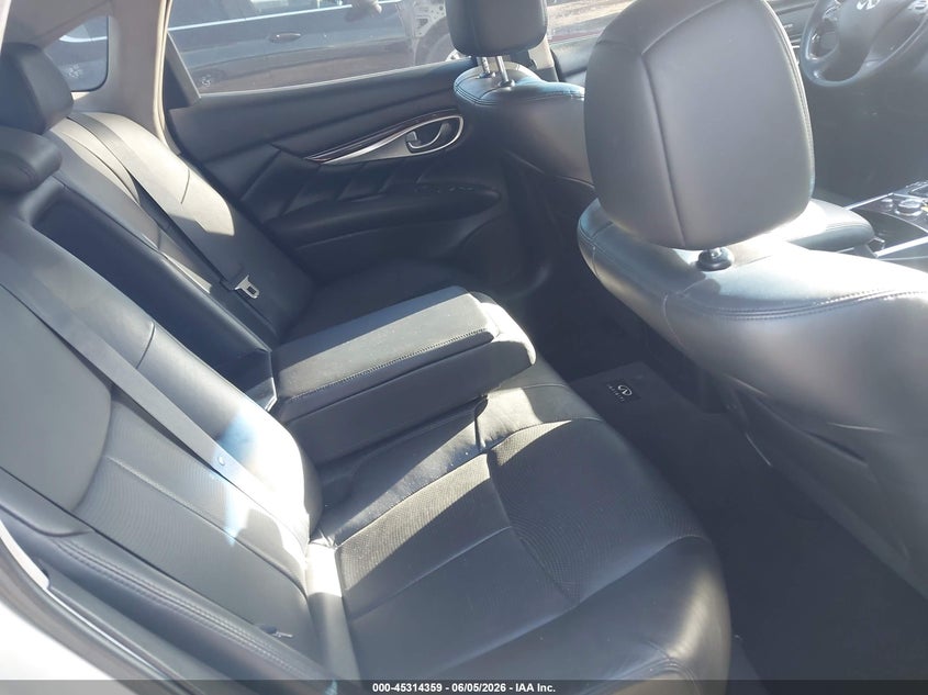 2011 Infiniti M VIN JN1BY1APXBM323277 IAAI salvage auction — NORMAL WEAR, Clear (Florida), sold $1,575 on 2026-07-29 (photo 8)