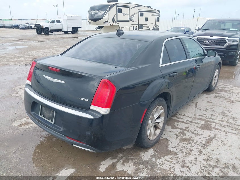 2016 Chrysler 300 VIN 2C3CCAAG9GH123702 IAAI salvage auction — WATER/FLOOD, Salvage Title, sold $1,400 on 2026-07-29 (photo 4)