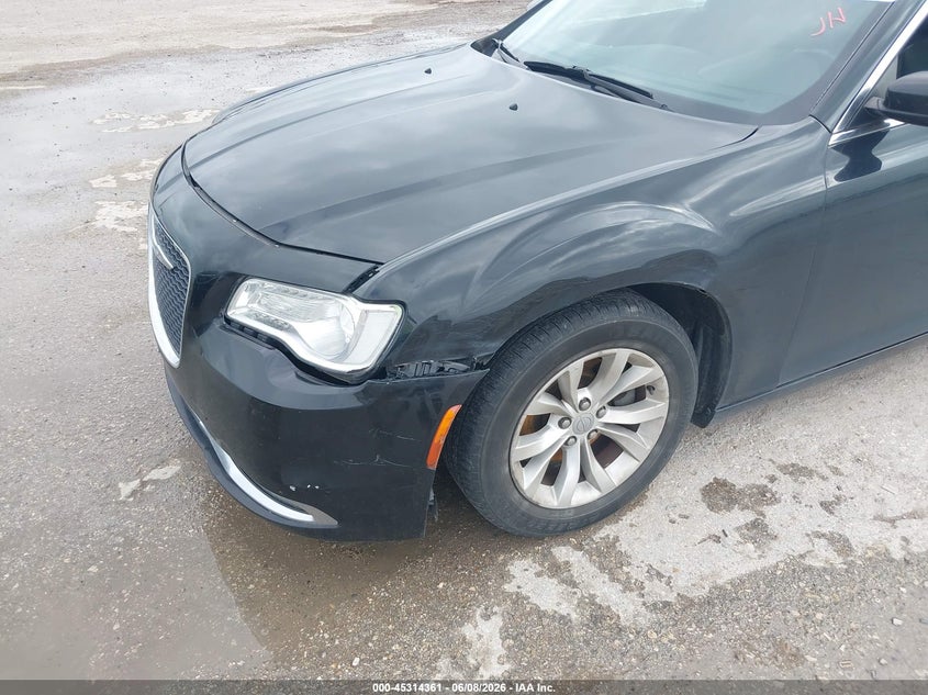 2016 Chrysler 300 VIN 2C3CCAAG9GH123702 IAAI salvage auction — WATER/FLOOD, Salvage Title, sold $1,400 on 2026-07-29 (photo 6)