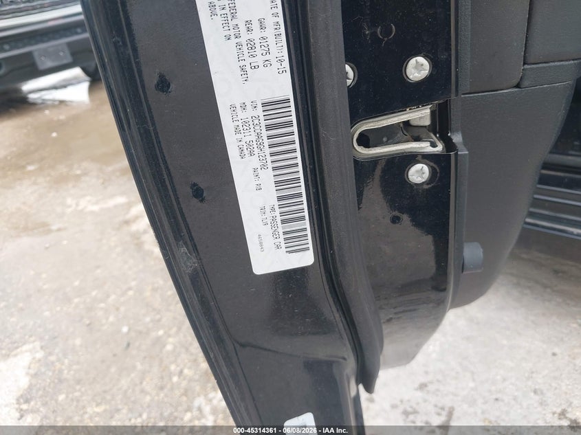 2016 Chrysler 300 VIN 2C3CCAAG9GH123702 IAAI salvage auction — WATER/FLOOD, Salvage Title, sold $1,400 on 2026-07-29 (photo 9)