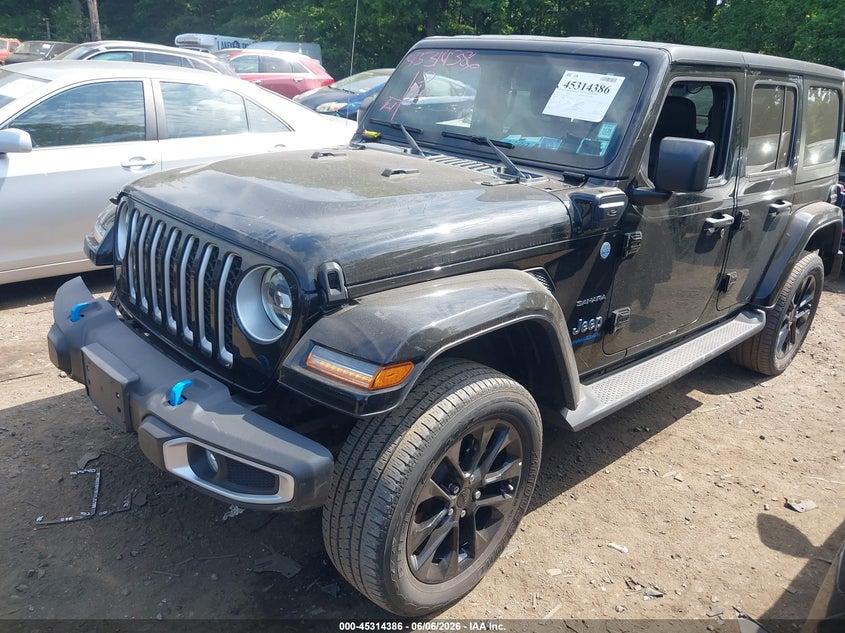 2023 Jeep Grand wagoneer VIN 1C4JJXP62PW683539 IAAI salvage auction — REAR END, Salvage Title, sold $15,900 on 2026-09-22 (photo 2)