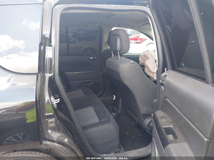2015 Jeep Compass VIN 1C4NJCBA4FD436992 IAAI salvage auction — SUSPENSION, Salvage Title, sold $275 on 2026-08-03 (photo 8)