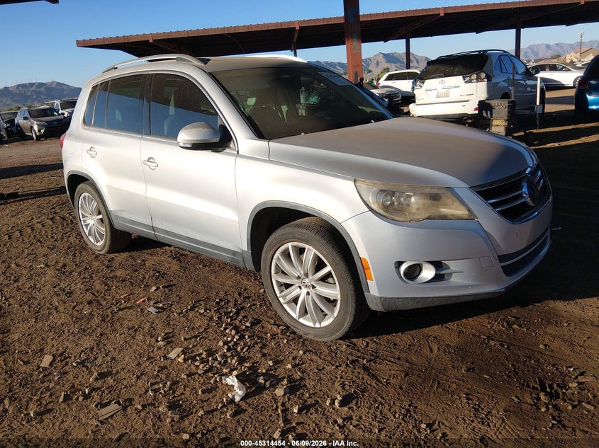 2009 Volkswagen Tiguan VIN WVGAV75N69W529431 IAAI salvage auction — THEFT, Salvage (Arizona), sold $675 on 2026-07-07 (photo 1)